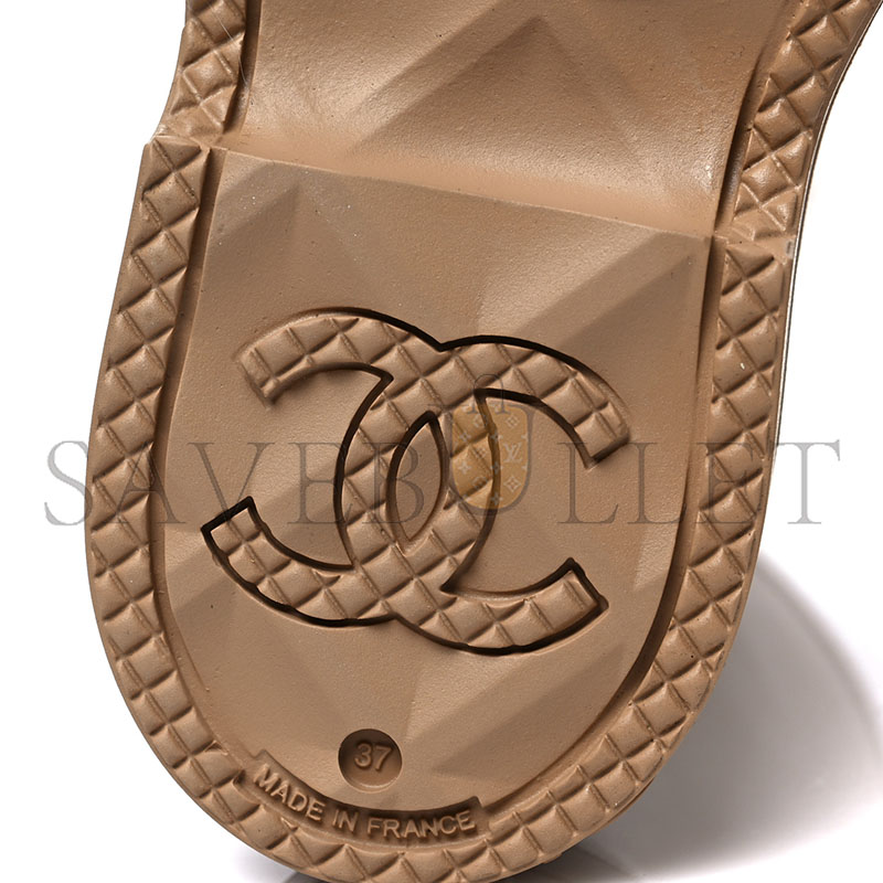 Ch*el caoutchouk cc high boots beige